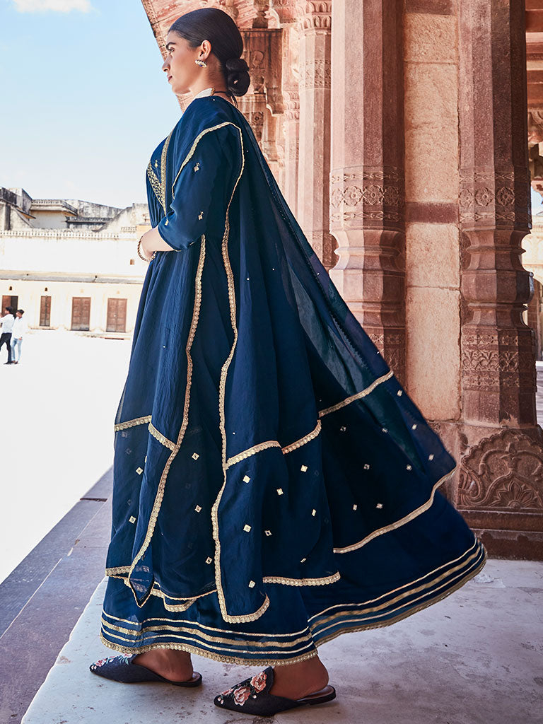 Navy Blue Zardosi Embroidered Silk Long Kurta Paired With Embroidered Organza Dupatta - Image 2